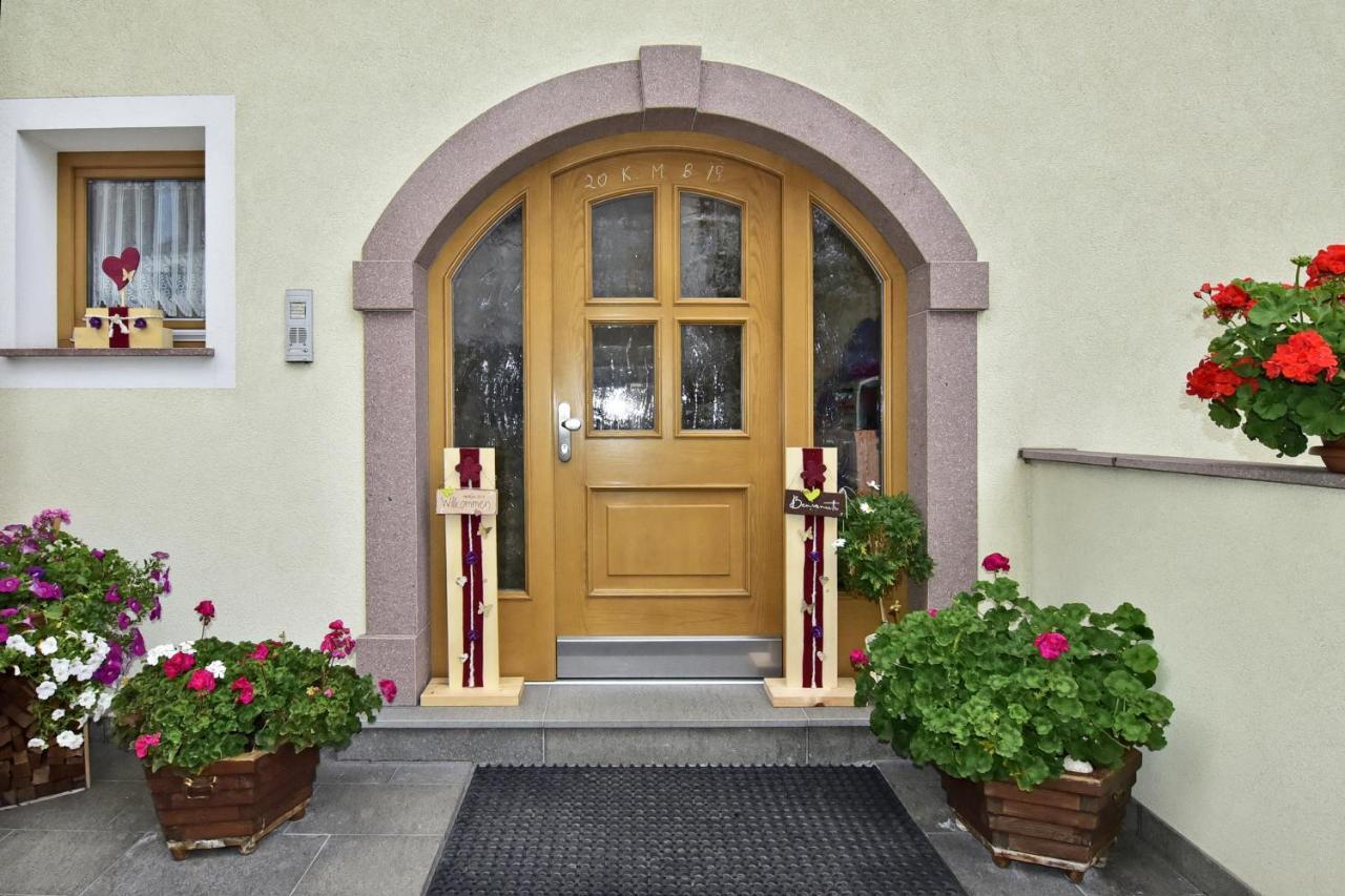 Zimmervermietung Zum Weissen Rössl Sarntal Exterior foto